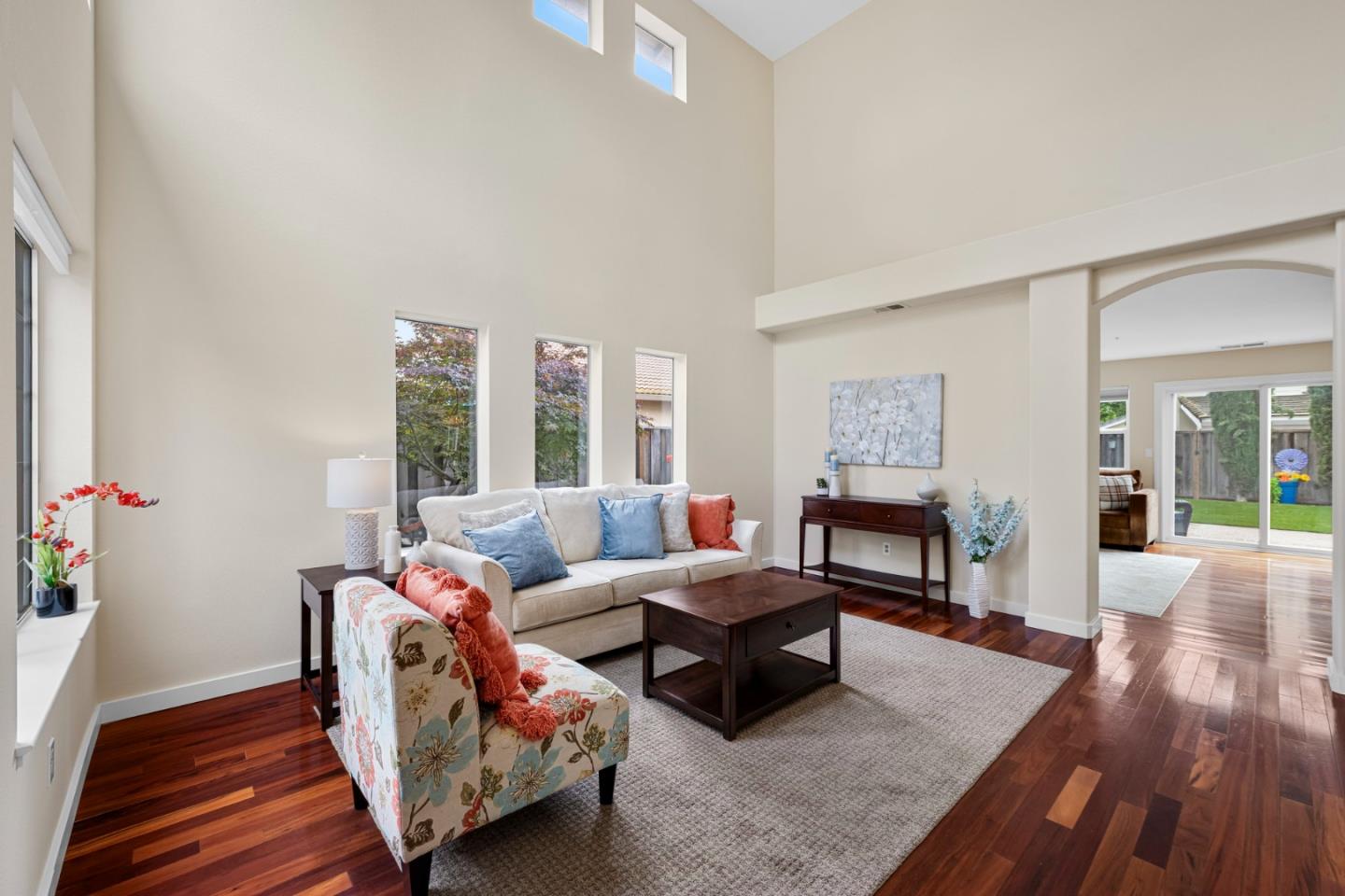 Detail Gallery Image 8 of 53 For 360 via Largo, Morgan Hill,  CA 95037 - 5 Beds | 3 Baths
