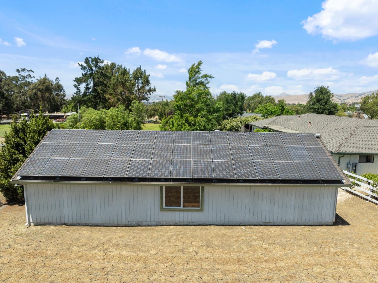 Detail Gallery Image 47 of 73 For 307 Mansfield Rd, Hollister,  CA 95023 - 3 Beds | 3 Baths