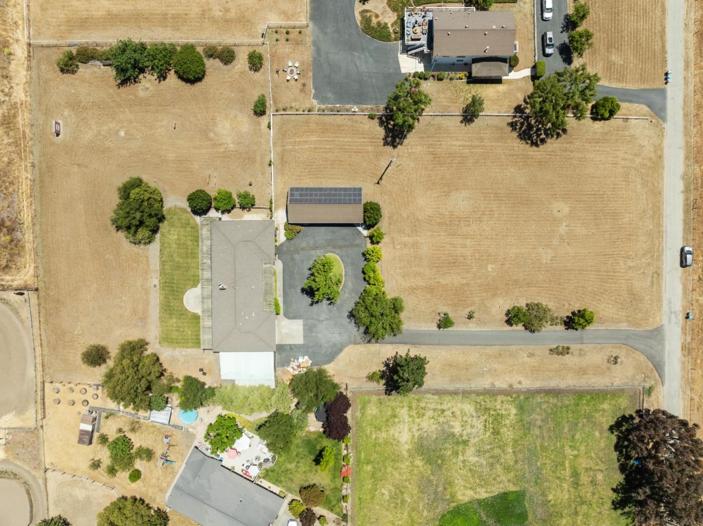 Detail Gallery Image 67 of 73 For 307 Mansfield Rd, Hollister,  CA 95023 - 3 Beds | 3 Baths