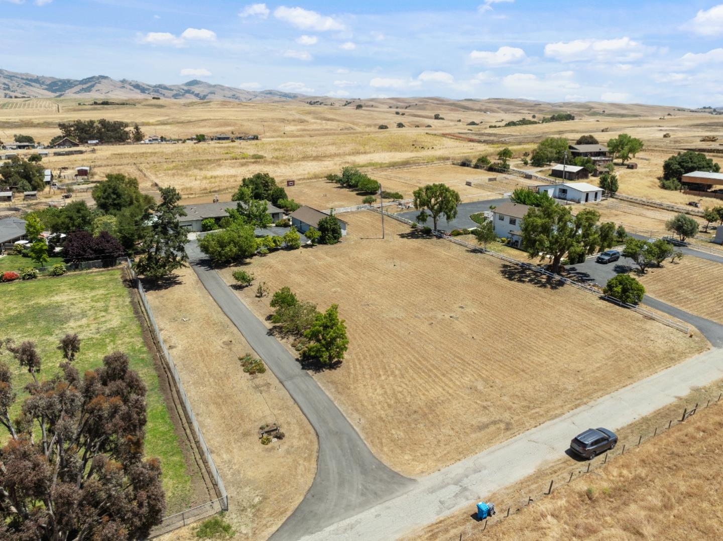 Detail Gallery Image 69 of 73 For 307 Mansfield Rd, Hollister,  CA 95023 - 3 Beds | 3 Baths