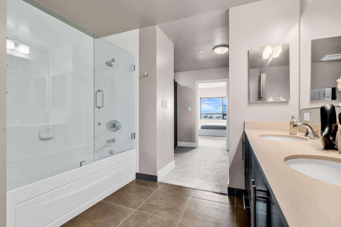 Detail Gallery Image 13 of 70 For 88 E San Fernando St #1403,  San Jose,  CA 95113 - 2 Beds | 2/1 Baths