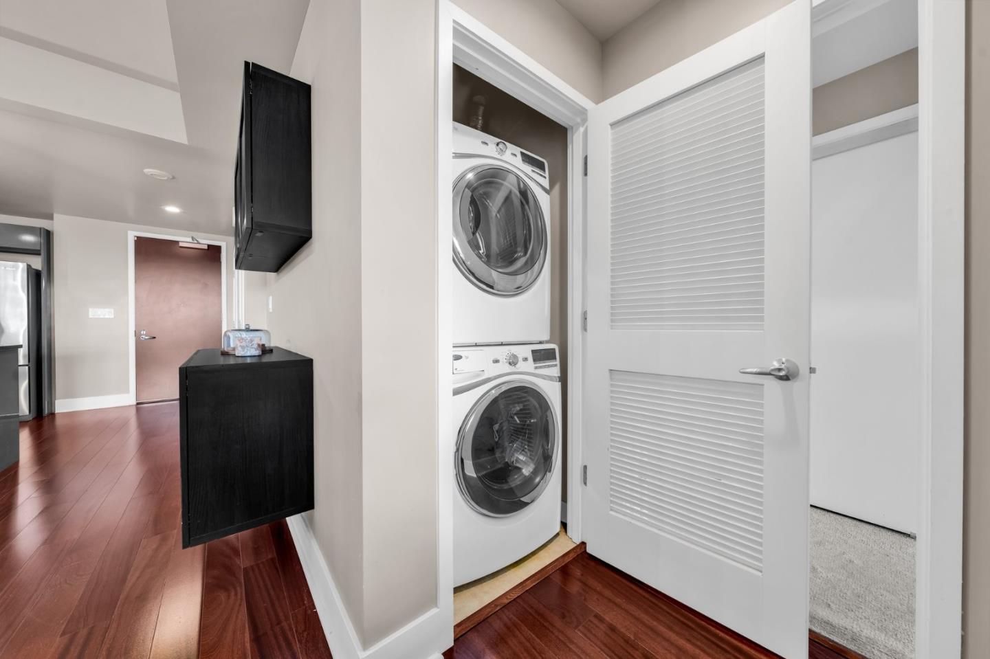 Detail Gallery Image 19 of 70 For 88 E San Fernando St #1403,  San Jose,  CA 95113 - 2 Beds | 2/1 Baths