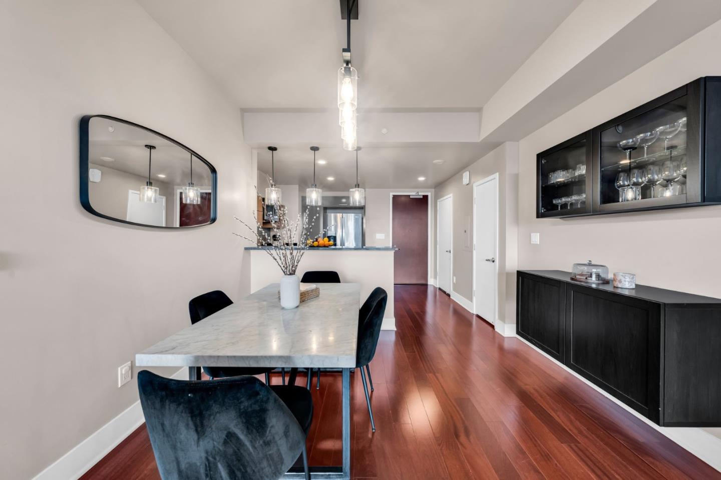 Detail Gallery Image 8 of 70 For 88 E San Fernando St #1403,  San Jose,  CA 95113 - 2 Beds | 2/1 Baths