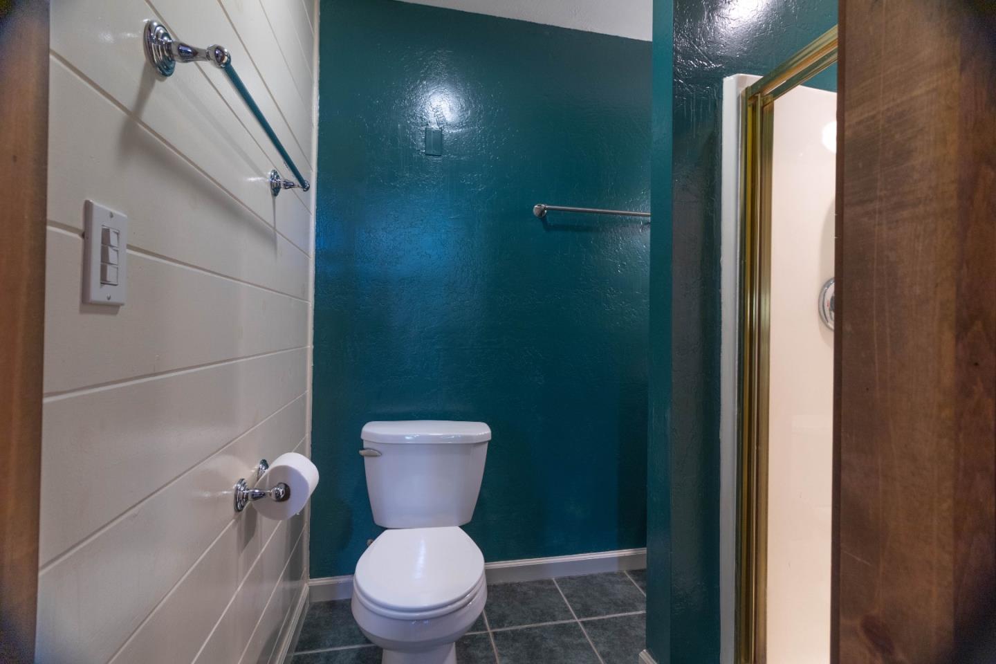 Detail Gallery Image 10 of 30 For 1785 Lakeside Dr, Felton,  CA 95018 - 2 Beds | 2 Baths