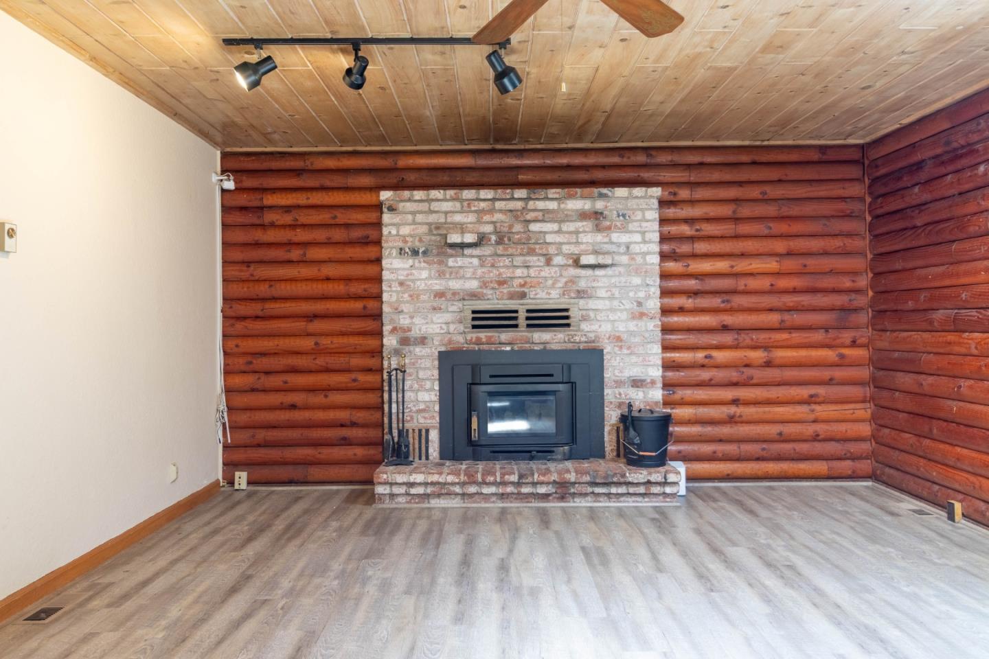 Detail Gallery Image 13 of 30 For 1785 Lakeside Dr, Felton,  CA 95018 - 2 Beds | 2 Baths