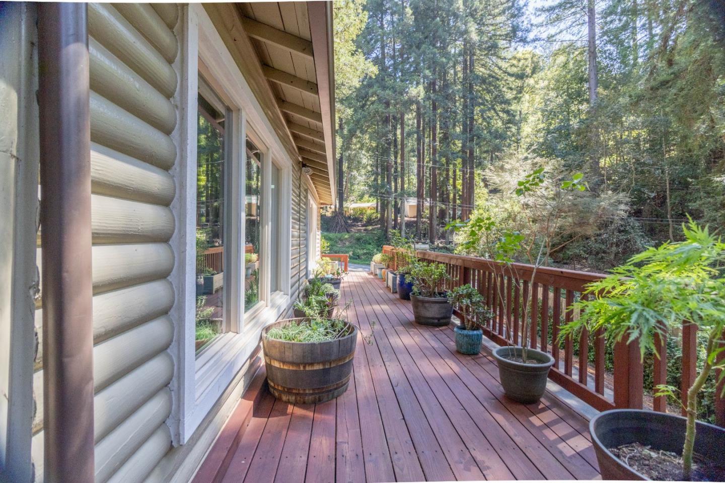 Detail Gallery Image 2 of 30 For 1785 Lakeside Dr, Felton,  CA 95018 - 2 Beds | 2 Baths