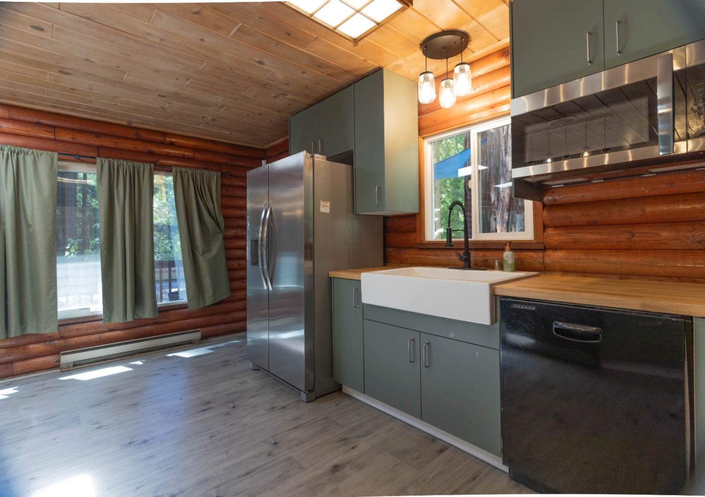 Detail Gallery Image 6 of 30 For 1785 Lakeside Dr, Felton,  CA 95018 - 2 Beds | 2 Baths