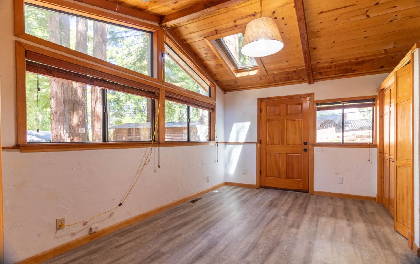 Detail Gallery Image 8 of 30 For 1785 Lakeside Dr, Felton,  CA 95018 - 2 Beds | 2 Baths