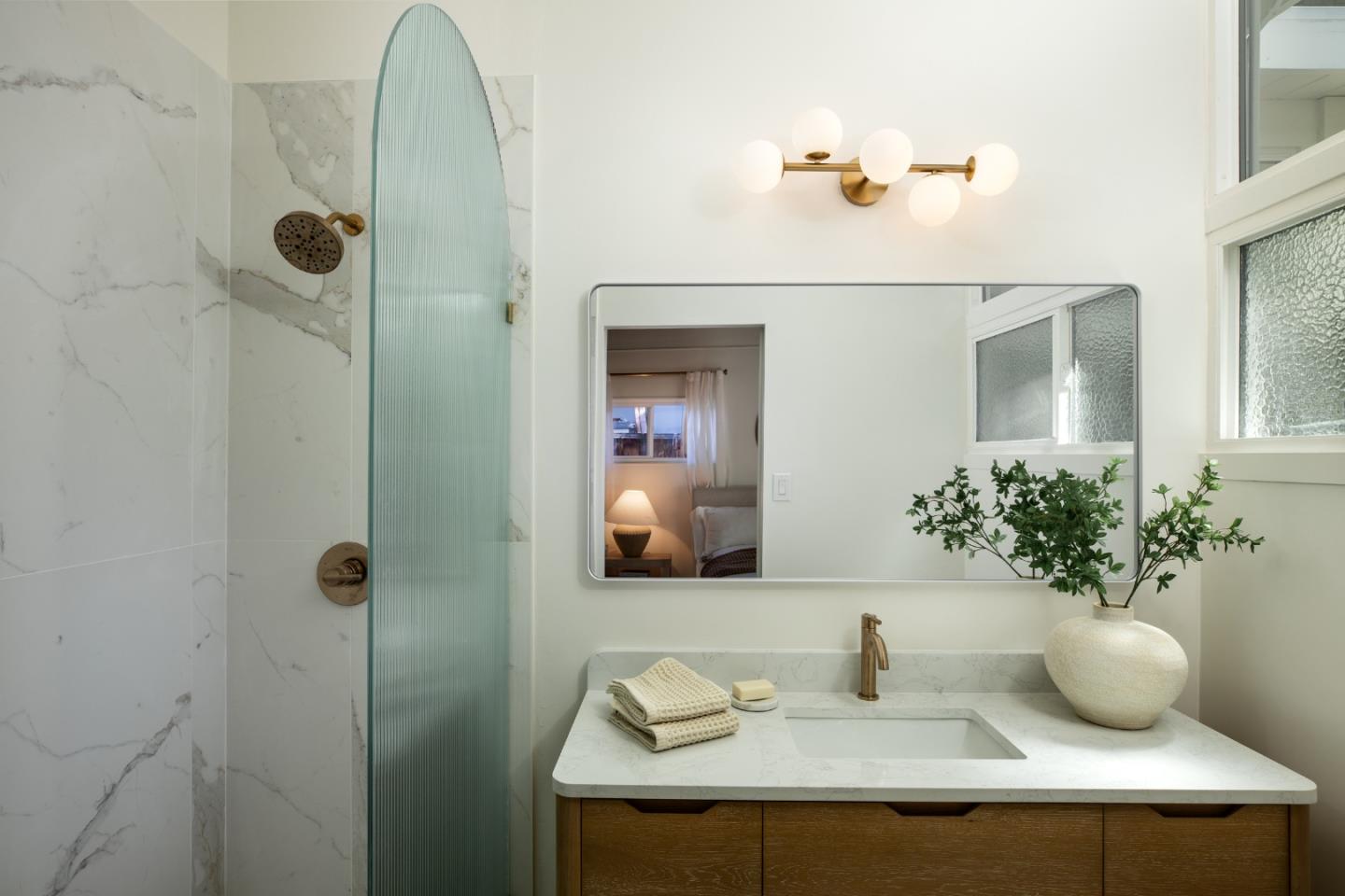Detail Gallery Image 23 of 49 For 428 E Charleston Rd, Palo Alto,  CA 94306 - 3 Beds | 2 Baths