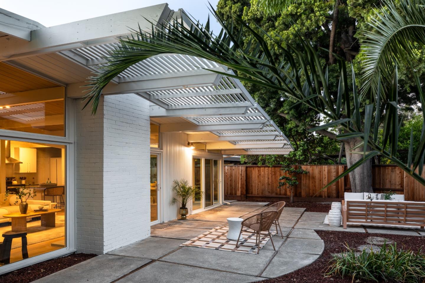 Detail Gallery Image 29 of 49 For 428 E Charleston Rd, Palo Alto,  CA 94306 - 3 Beds | 2 Baths