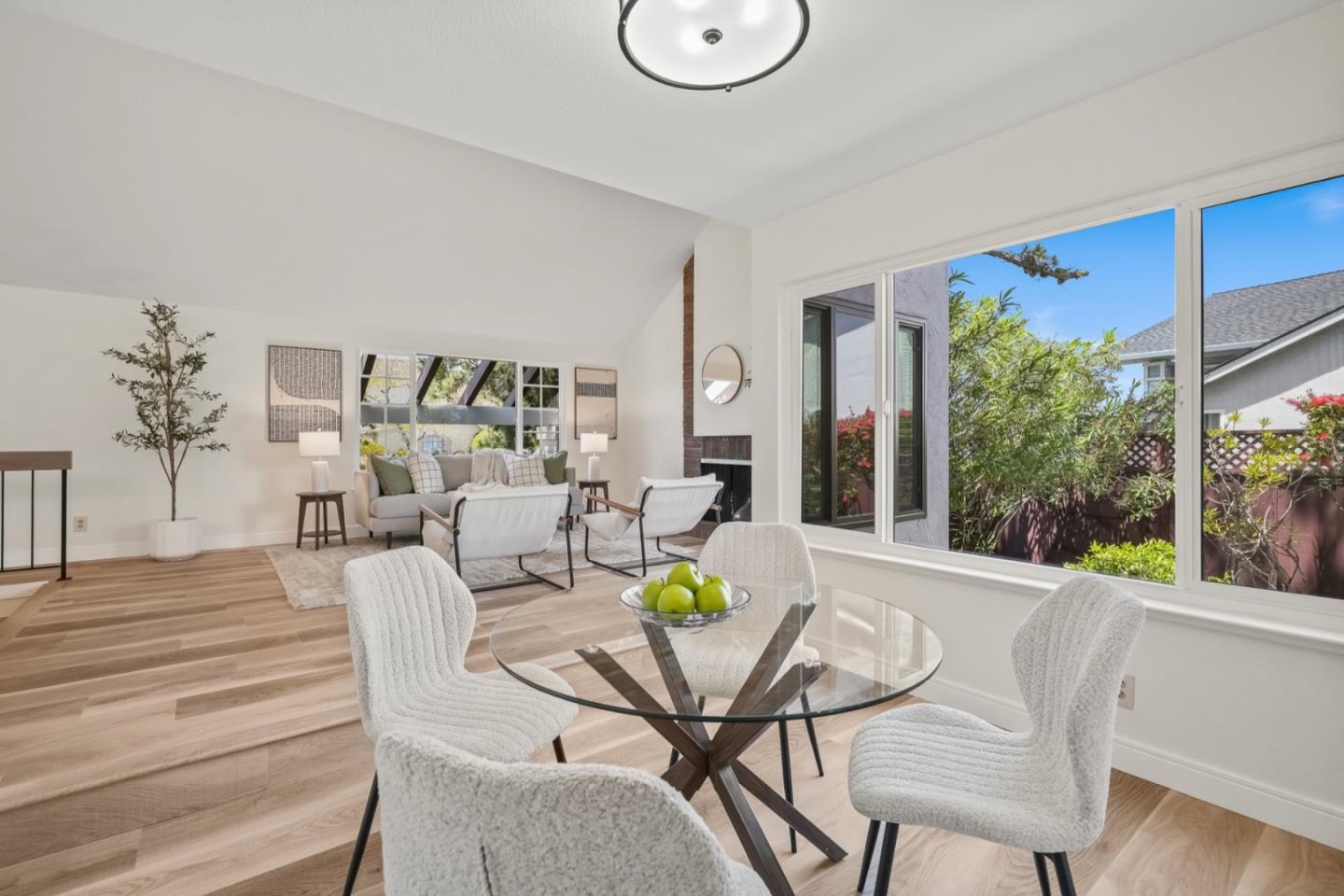 Detail Gallery Image 11 of 80 For 354 Port Royal Ave, Foster City,  CA 94404 - 4 Beds | 2/1 Baths