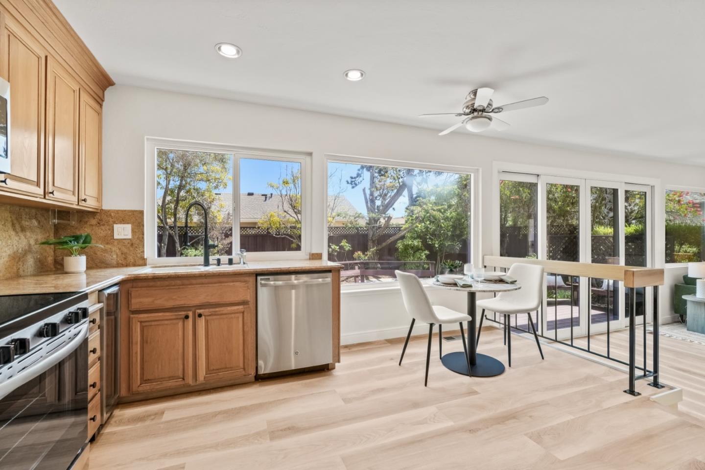 Detail Gallery Image 14 of 80 For 354 Port Royal Ave, Foster City,  CA 94404 - 4 Beds | 2/1 Baths