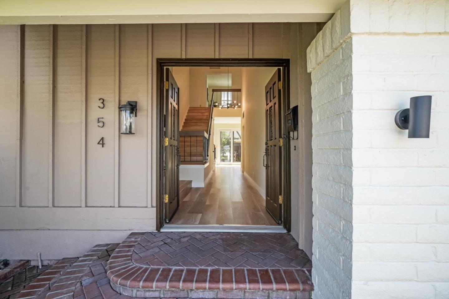 Detail Gallery Image 2 of 80 For 354 Port Royal Ave, Foster City,  CA 94404 - 4 Beds | 2/1 Baths