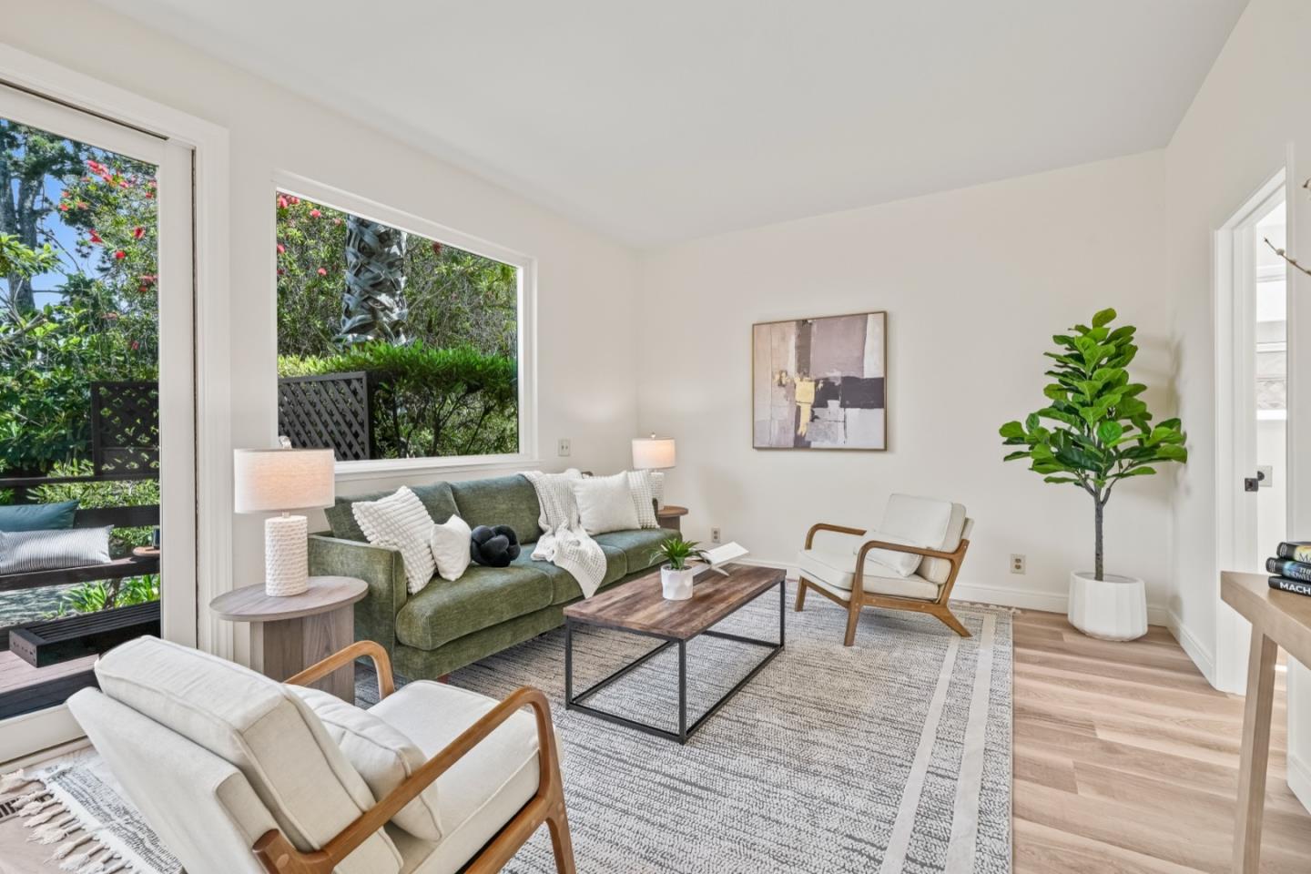 Detail Gallery Image 23 of 80 For 354 Port Royal Ave, Foster City,  CA 94404 - 4 Beds | 2/1 Baths