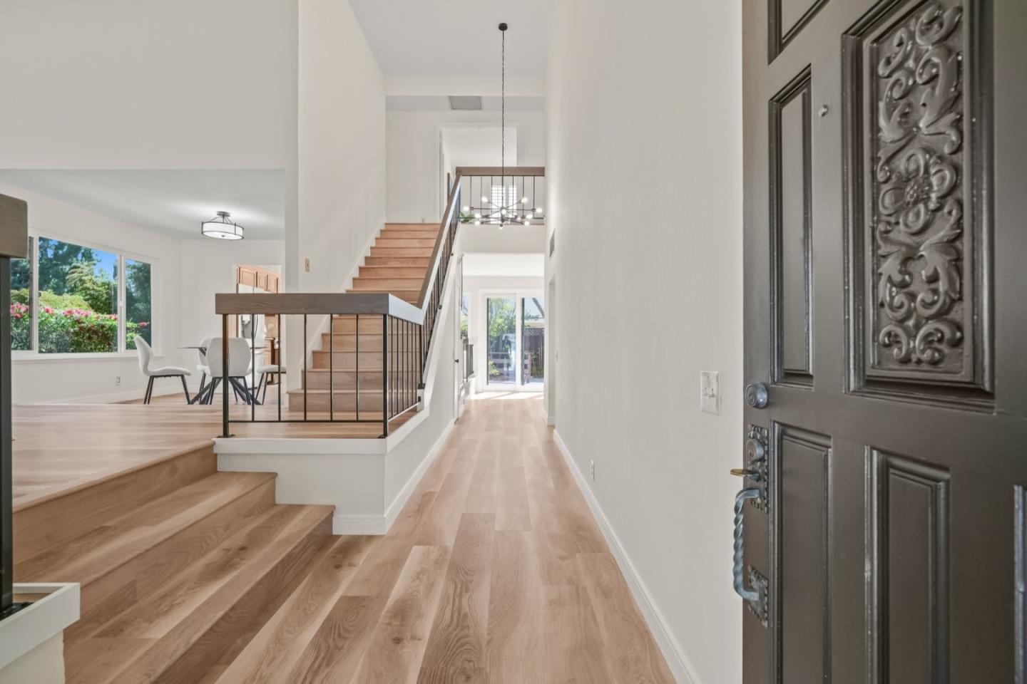 Detail Gallery Image 3 of 80 For 354 Port Royal Ave, Foster City,  CA 94404 - 4 Beds | 2/1 Baths