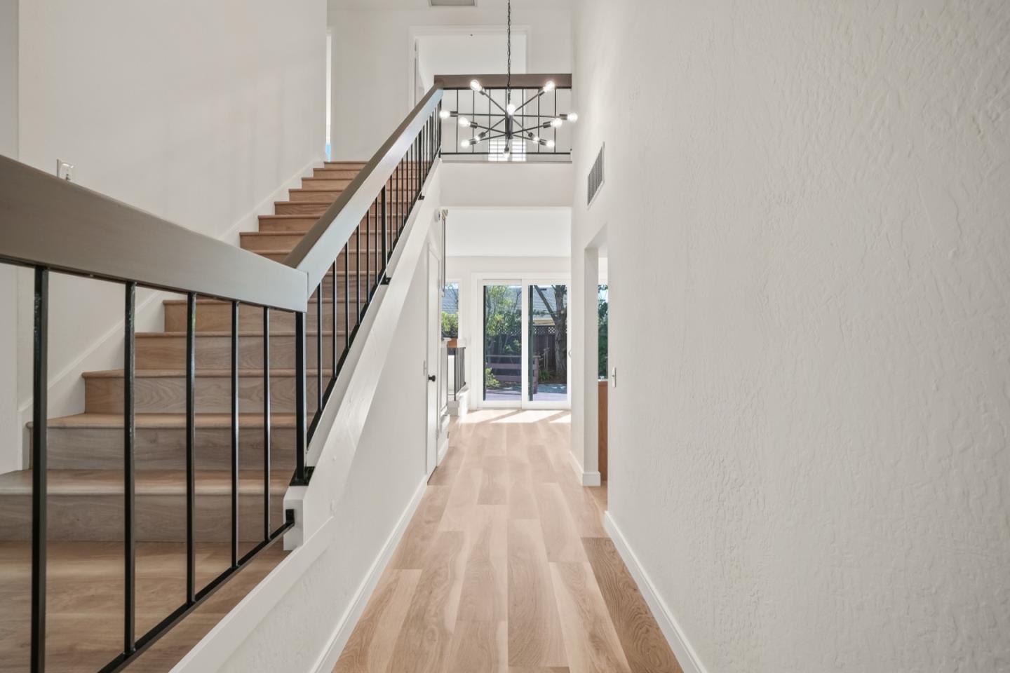 Detail Gallery Image 34 of 80 For 354 Port Royal Ave, Foster City,  CA 94404 - 4 Beds | 2/1 Baths