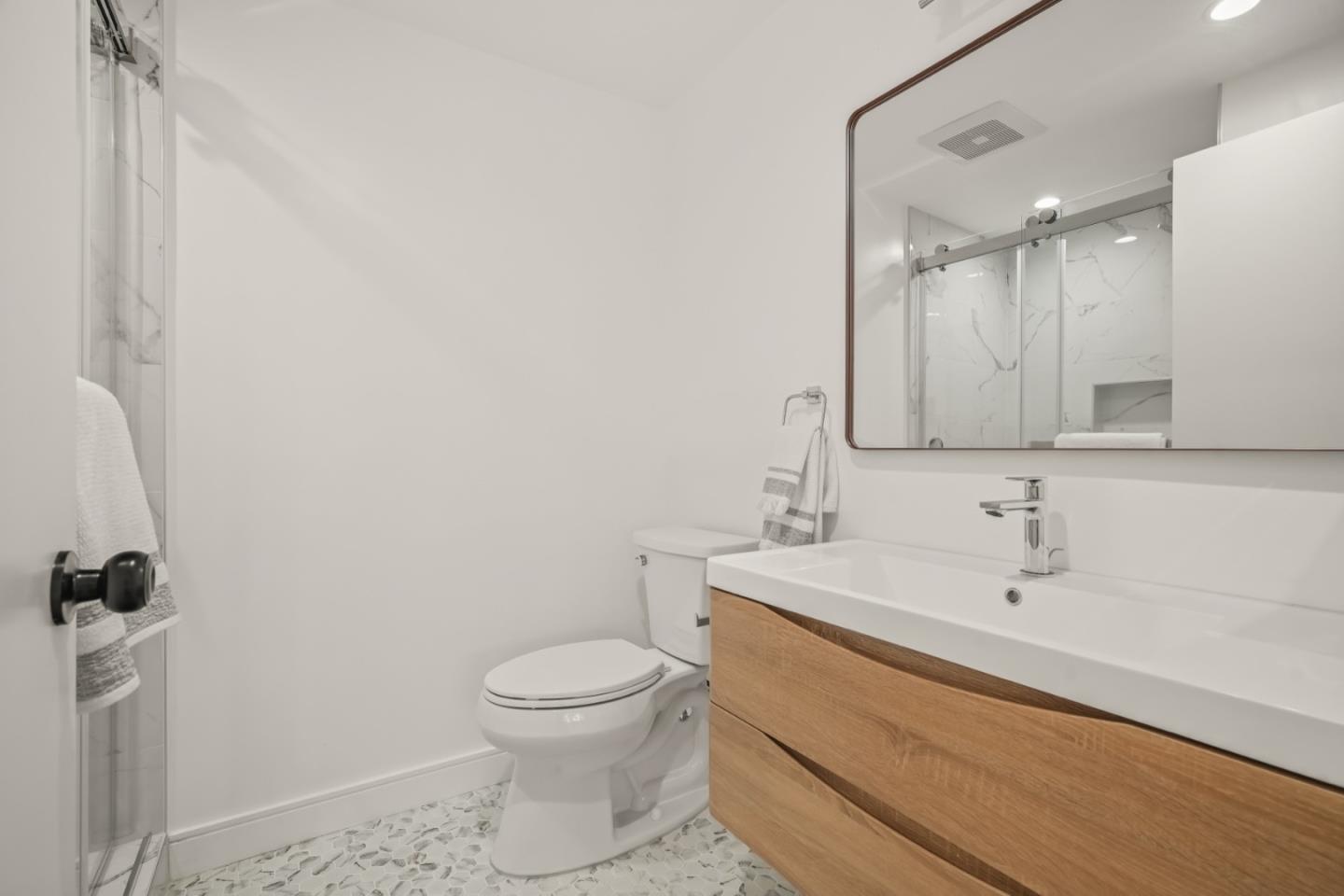 Detail Gallery Image 44 of 80 For 354 Port Royal Ave, Foster City,  CA 94404 - 4 Beds | 2/1 Baths