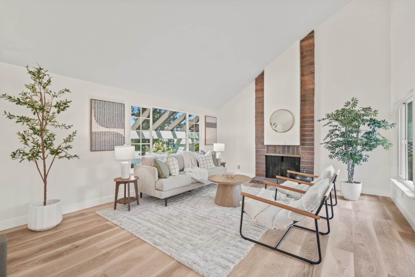 Detail Gallery Image 6 of 80 For 354 Port Royal Ave, Foster City,  CA 94404 - 4 Beds | 2/1 Baths