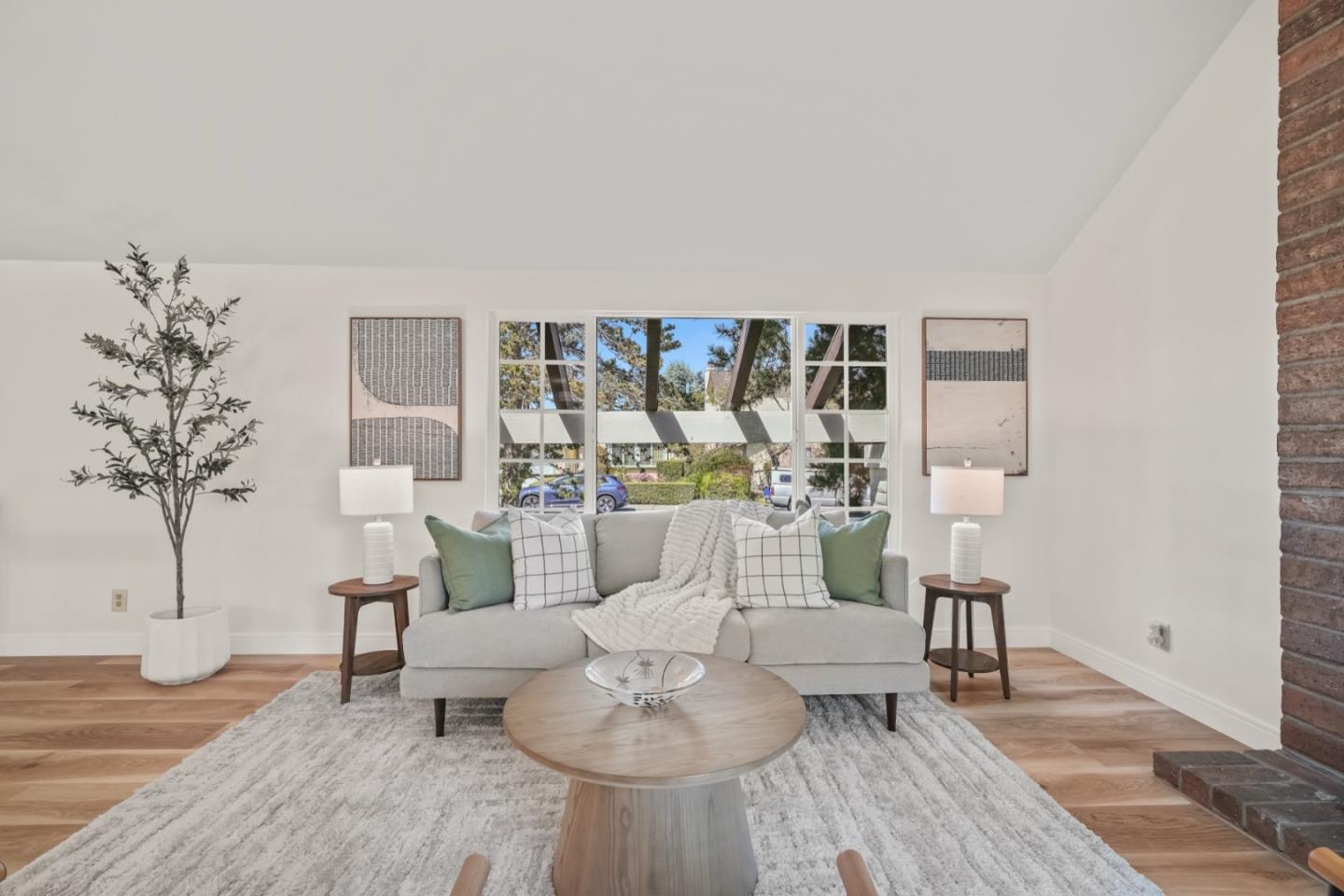 Detail Gallery Image 9 of 80 For 354 Port Royal Ave, Foster City,  CA 94404 - 4 Beds | 2/1 Baths