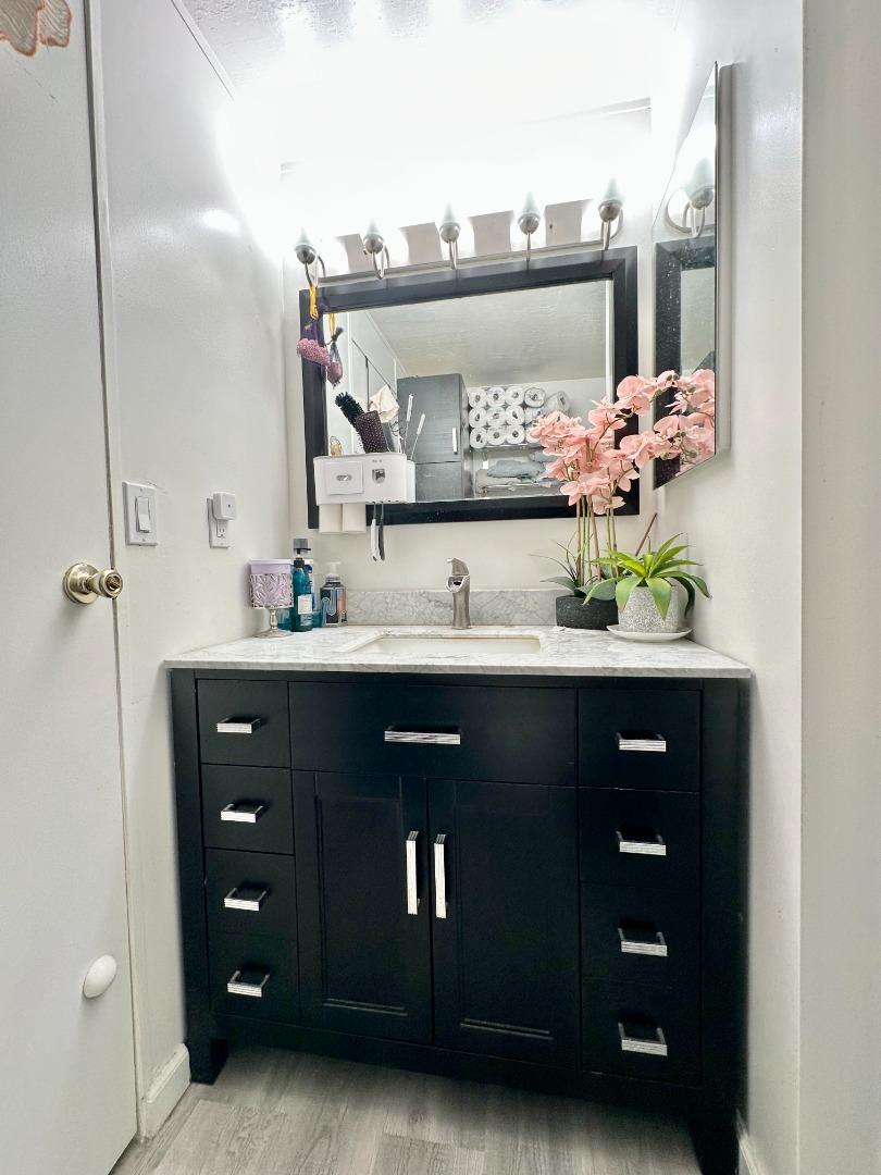 Detail Gallery Image 11 of 18 For 2150 Almaden Rd #73,  San Jose,  CA 95125 - 2 Beds | 2 Baths
