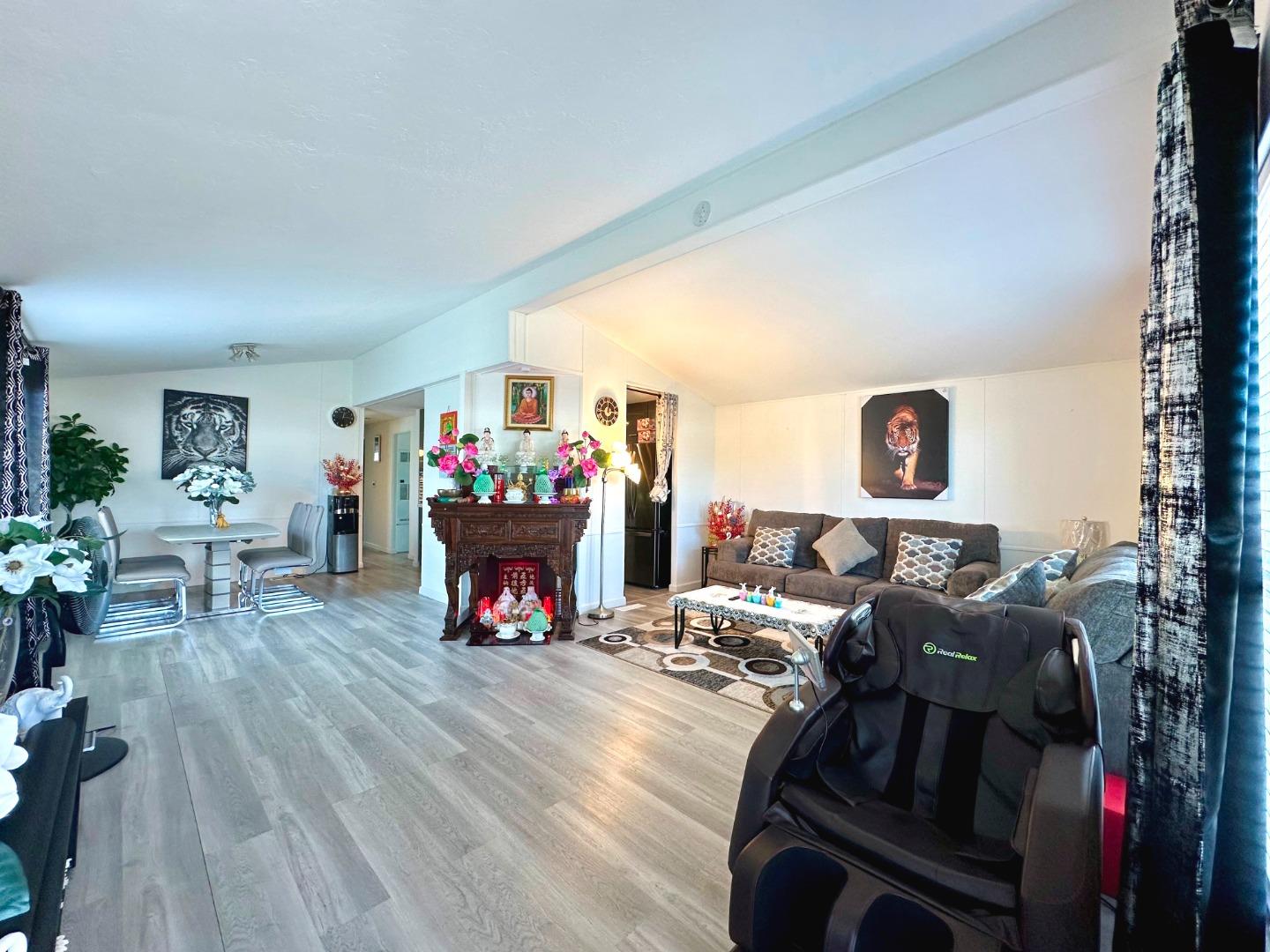 Detail Gallery Image 2 of 18 For 2150 Almaden Rd #73,  San Jose,  CA 95125 - 2 Beds | 2 Baths