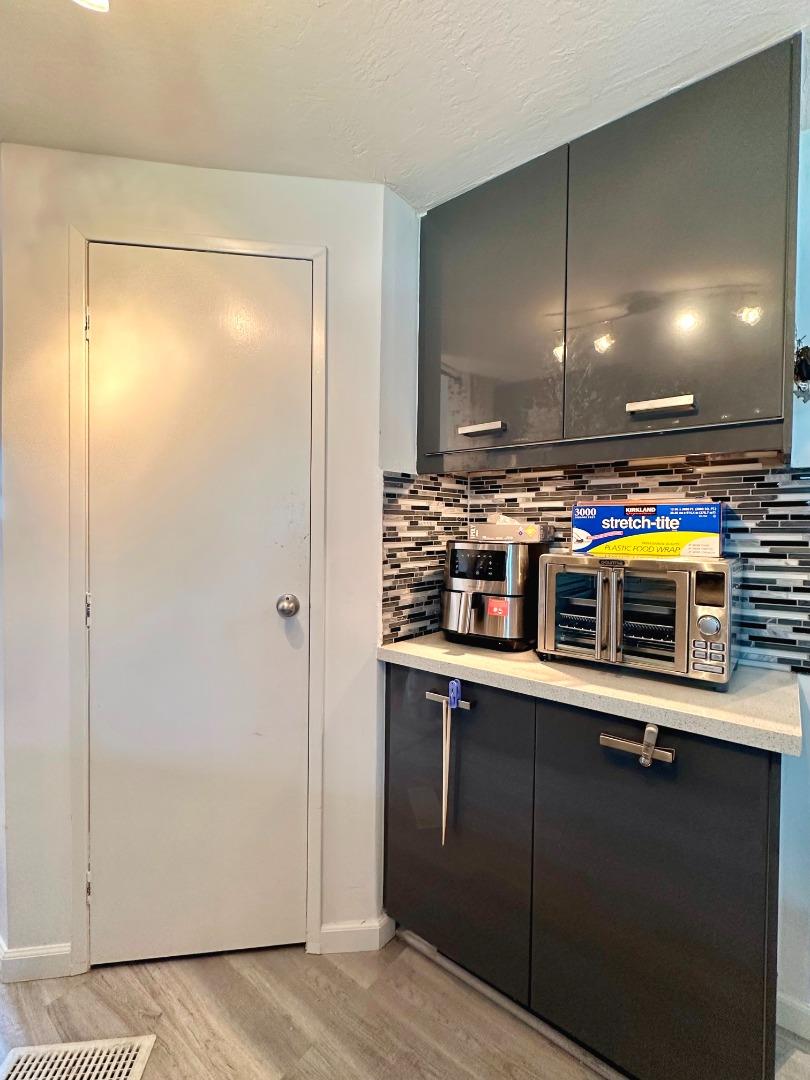 Detail Gallery Image 8 of 18 For 2150 Almaden Rd #73,  San Jose,  CA 95125 - 2 Beds | 2 Baths