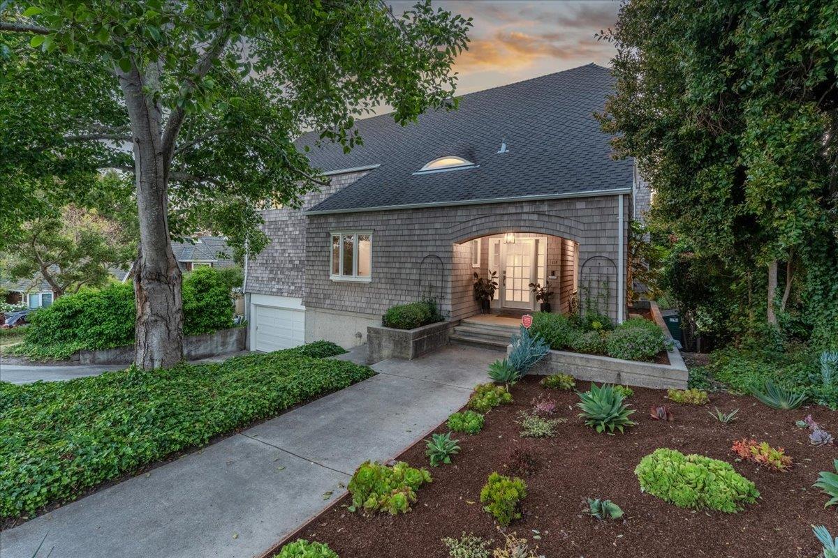 Detail Gallery Image 1 of 49 For 117 Moore Creek Rd, Santa Cruz,  CA 95060 - 4 Beds | 3/1 Baths