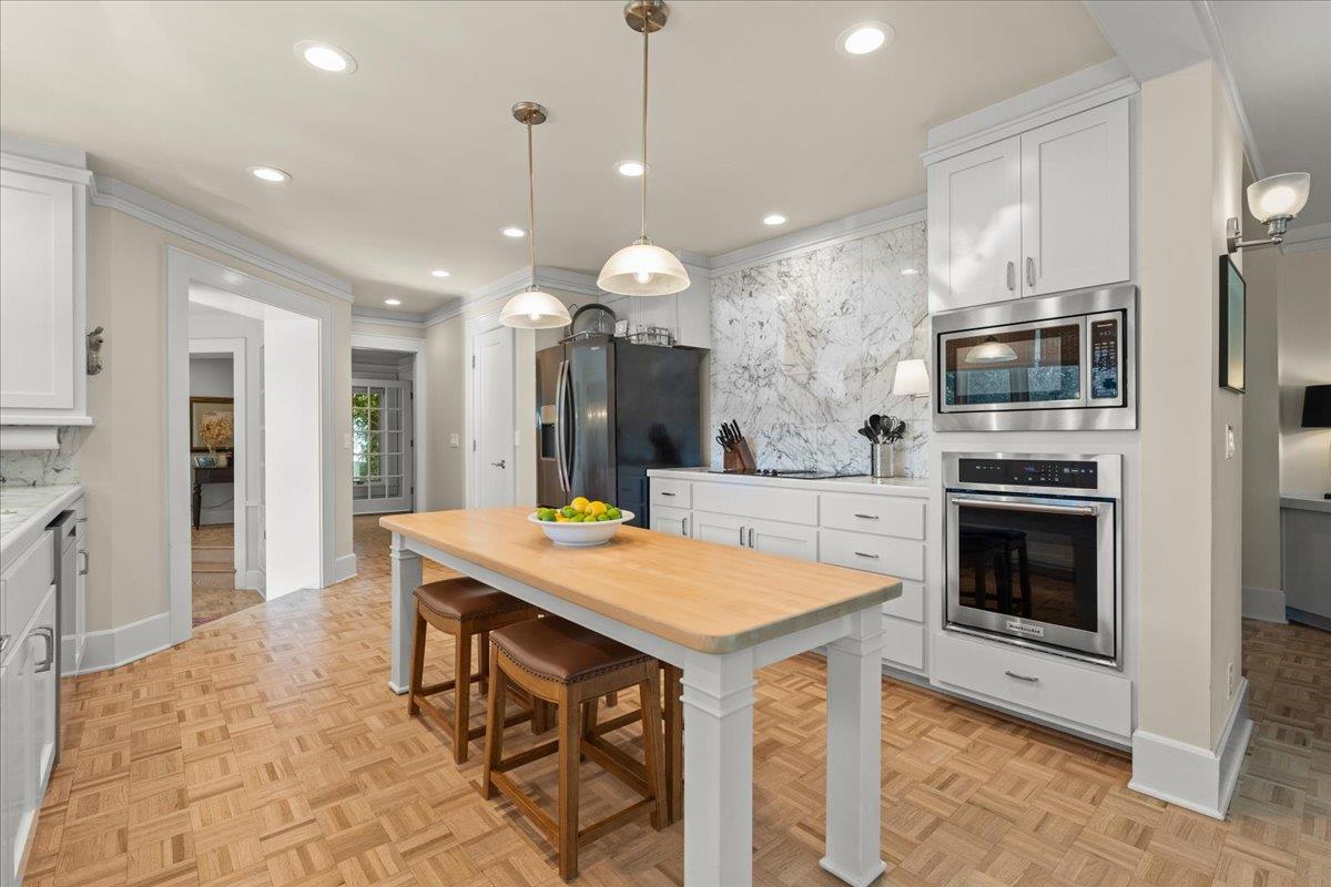 Detail Gallery Image 13 of 49 For 117 Moore Creek Rd, Santa Cruz,  CA 95060 - 4 Beds | 3/1 Baths