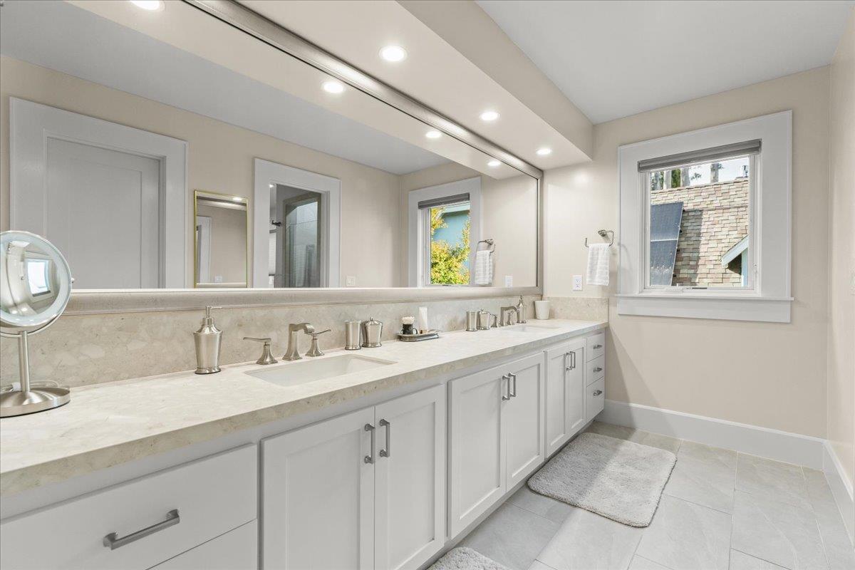 Detail Gallery Image 24 of 49 For 117 Moore Creek Rd, Santa Cruz,  CA 95060 - 4 Beds | 3/1 Baths
