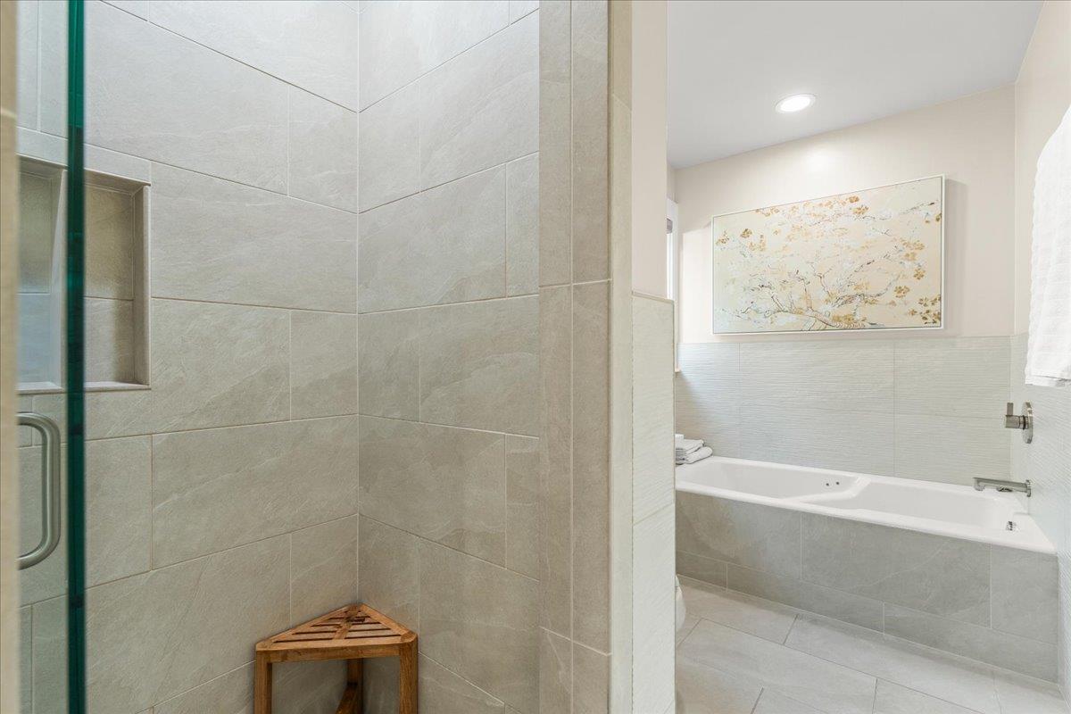 Detail Gallery Image 26 of 49 For 117 Moore Creek Rd, Santa Cruz,  CA 95060 - 4 Beds | 3/1 Baths