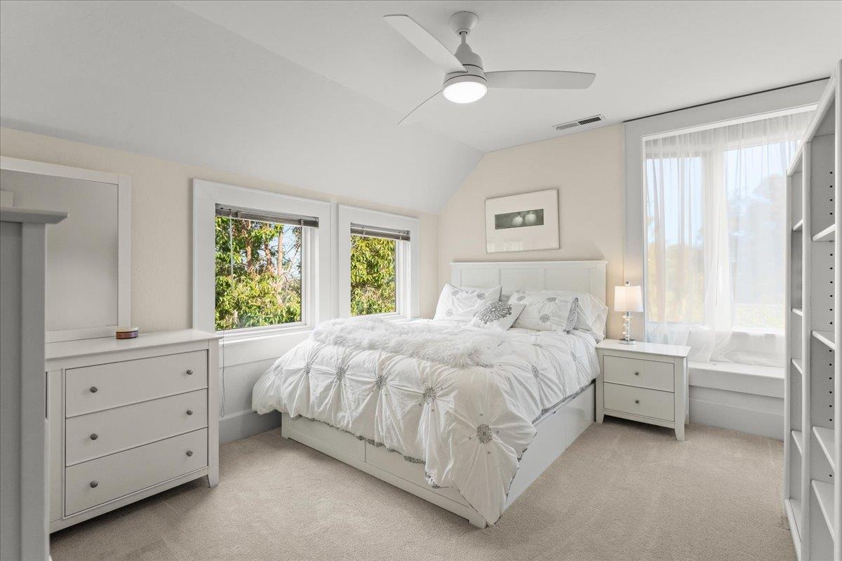 Detail Gallery Image 27 of 49 For 117 Moore Creek Rd, Santa Cruz,  CA 95060 - 4 Beds | 3/1 Baths