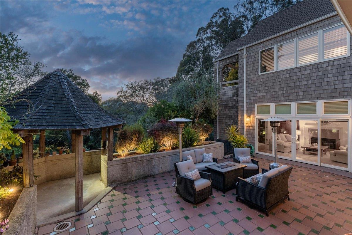 Detail Gallery Image 38 of 49 For 117 Moore Creek Rd, Santa Cruz,  CA 95060 - 4 Beds | 3/1 Baths