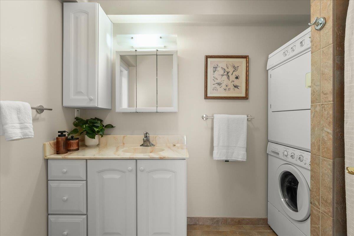 Detail Gallery Image 42 of 49 For 117 Moore Creek Rd, Santa Cruz,  CA 95060 - 4 Beds | 3/1 Baths