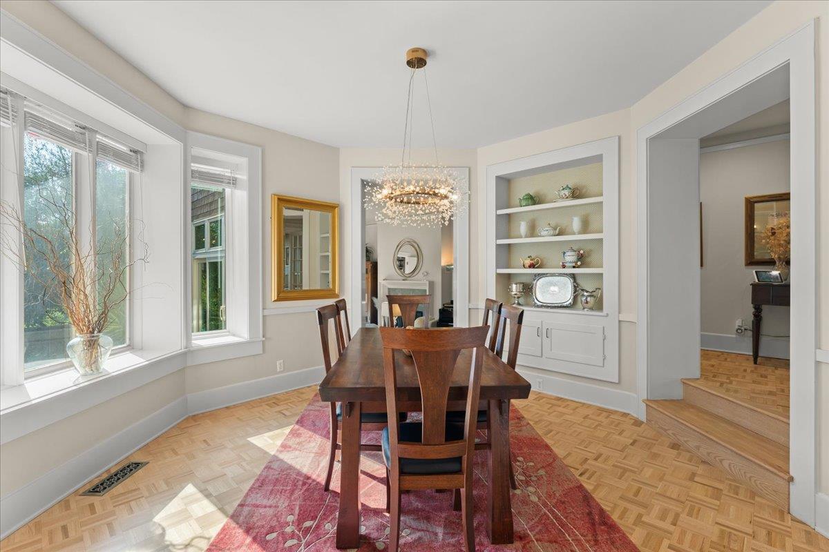 Detail Gallery Image 8 of 49 For 117 Moore Creek Rd, Santa Cruz,  CA 95060 - 4 Beds | 3/1 Baths
