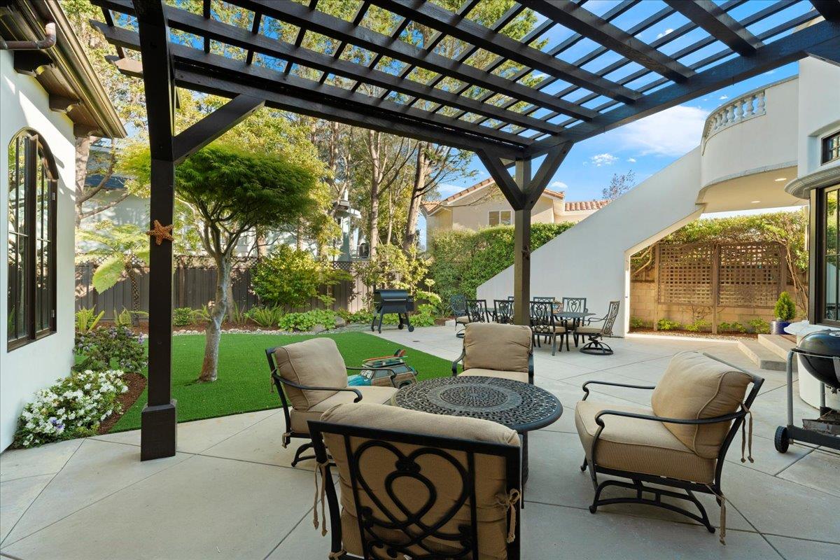Detail Gallery Image 34 of 46 For 106 Farley Dr, Aptos,  CA 95003 - 3 Beds | 3/1 Baths