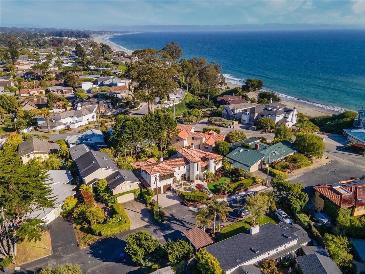 Detail Gallery Image 40 of 46 For 106 Farley Dr, Aptos,  CA 95003 - 3 Beds | 3/1 Baths