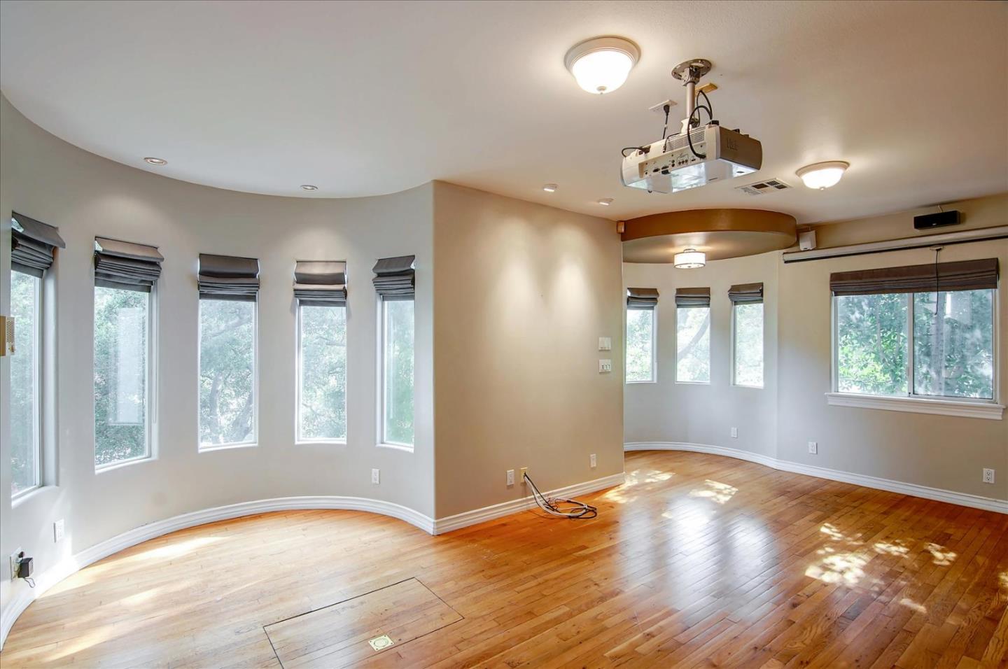 Detail Gallery Image 15 of 62 For 8527 Wonderland Ave, Los Angeles,  CA 90046 - 2 Beds | 2 Baths