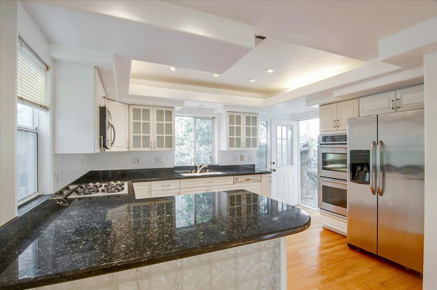 Detail Gallery Image 18 of 62 For 8527 Wonderland Ave, Los Angeles,  CA 90046 - 2 Beds | 2 Baths