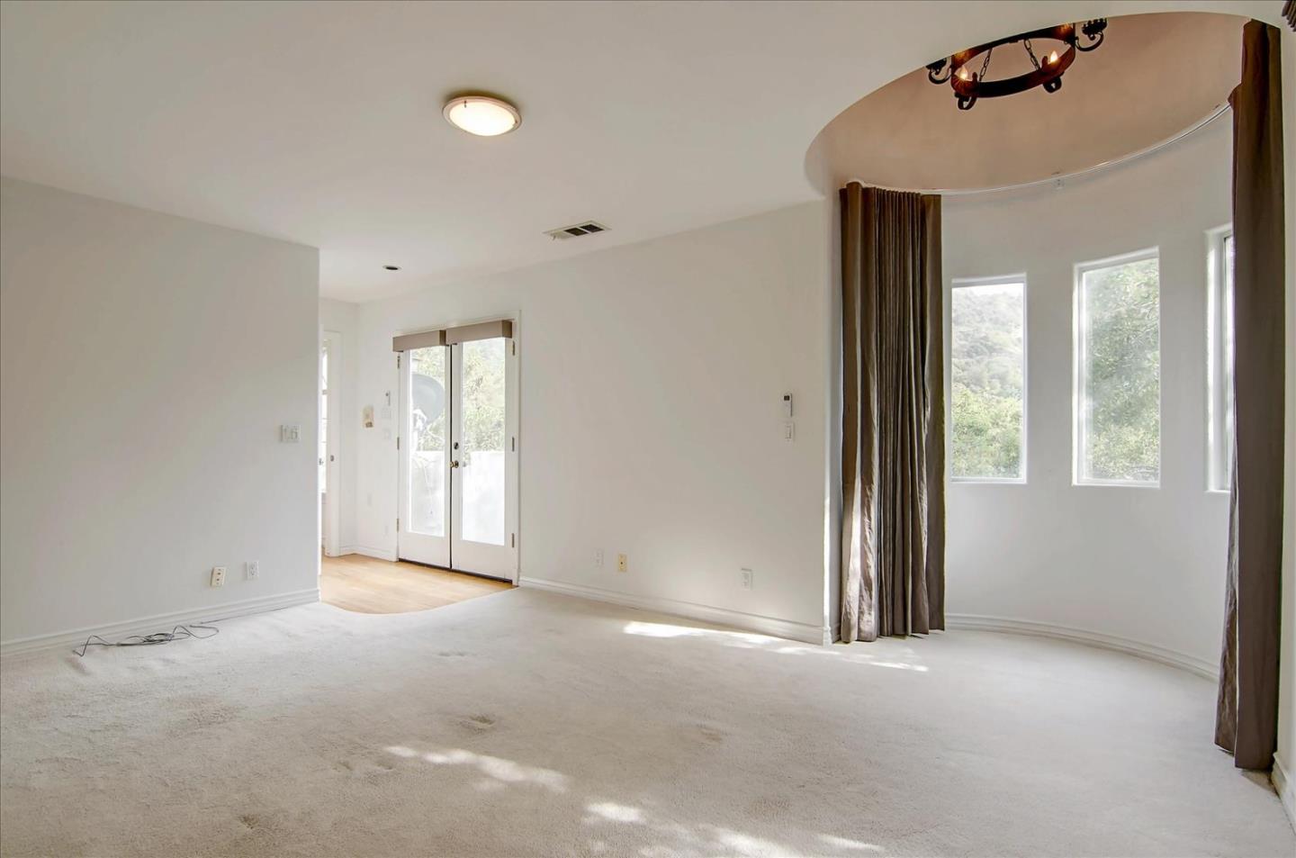 Detail Gallery Image 33 of 62 For 8527 Wonderland Ave, Los Angeles,  CA 90046 - 2 Beds | 2 Baths