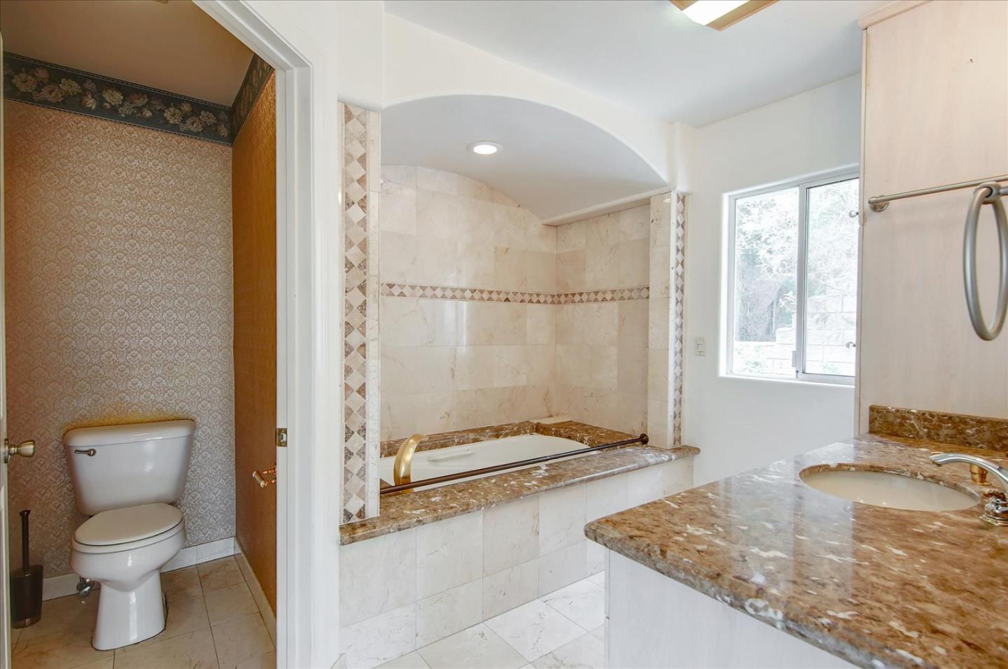 Detail Gallery Image 46 of 62 For 8527 Wonderland Ave, Los Angeles,  CA 90046 - 2 Beds | 2 Baths