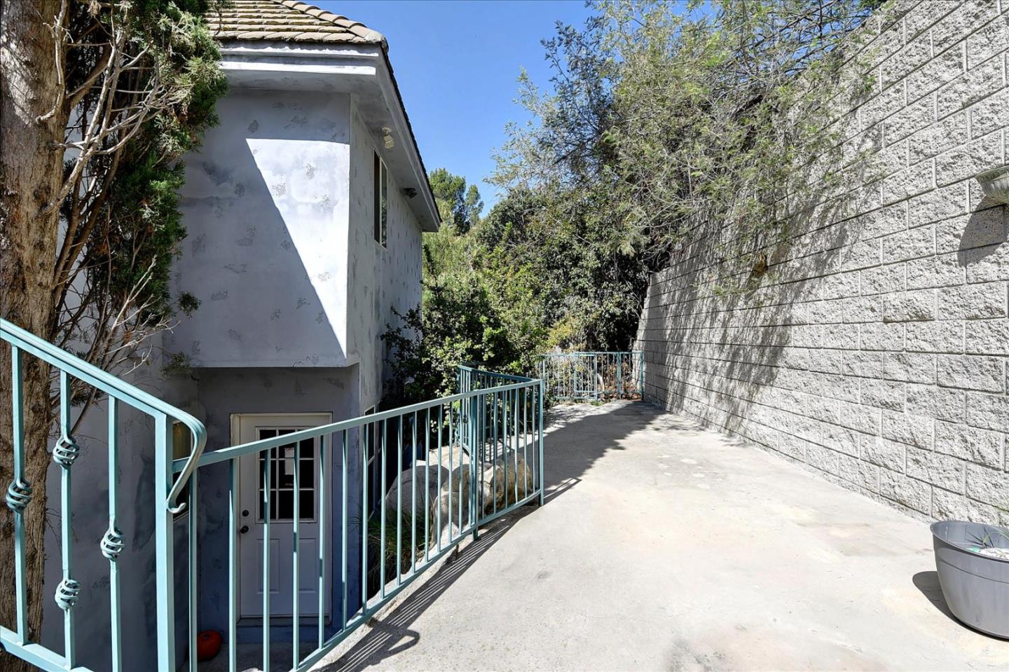 Detail Gallery Image 59 of 62 For 8527 Wonderland Ave, Los Angeles,  CA 90046 - 2 Beds | 2 Baths