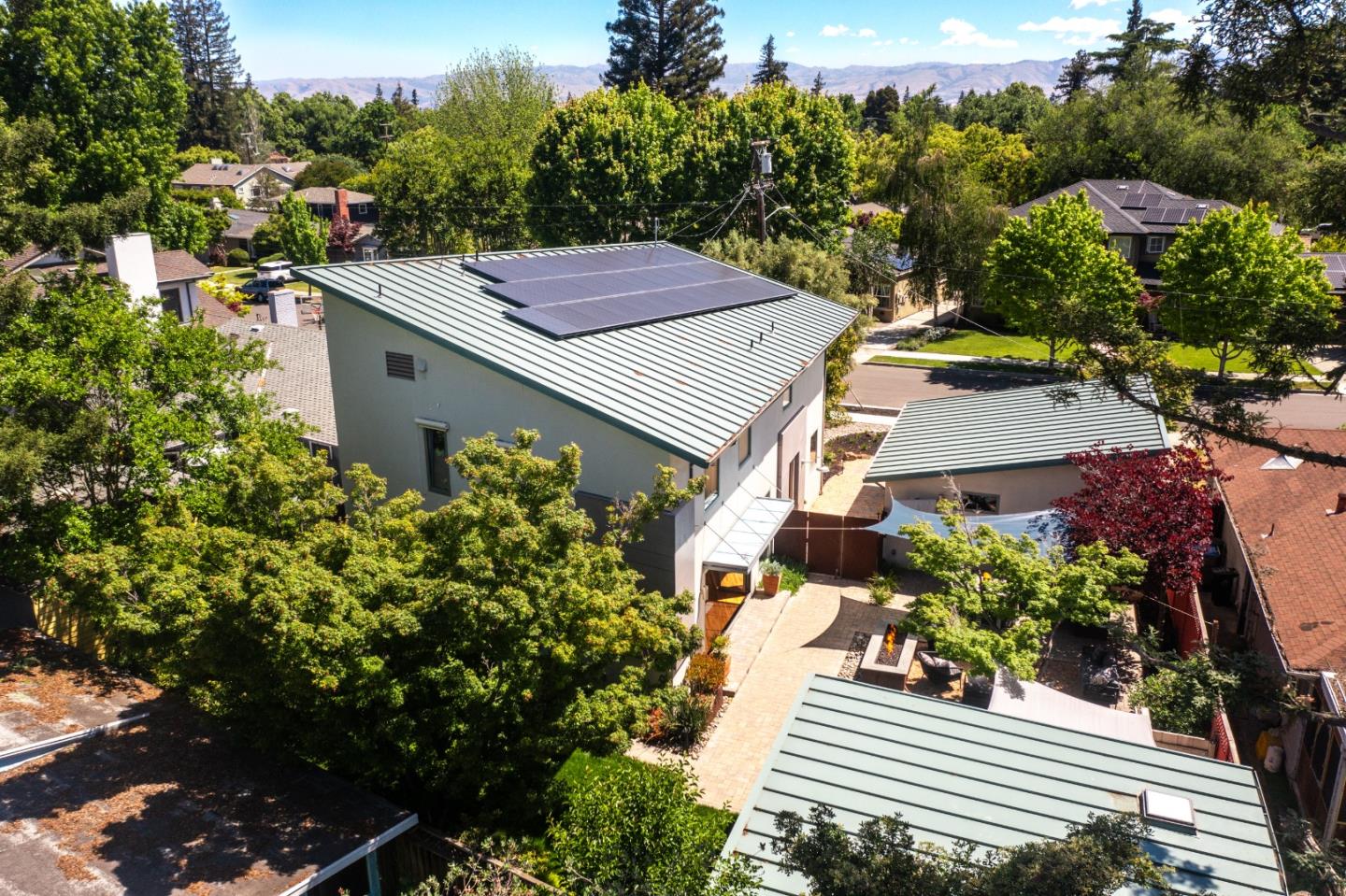 Detail Gallery Image 39 of 62 For 1675 Collingwood Ave, San Jose,  CA 95125 - 3 Beds | 2/1 Baths