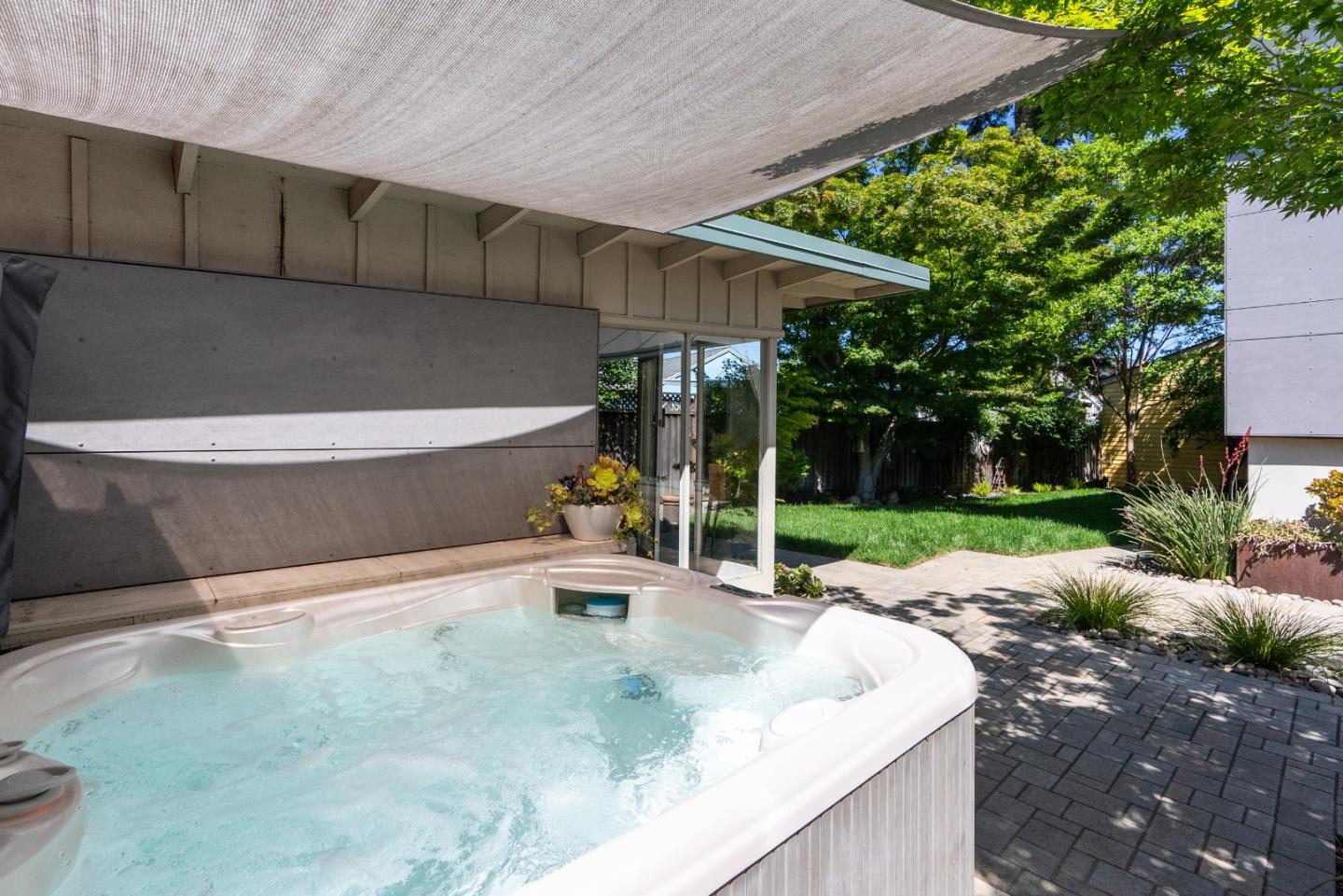 Detail Gallery Image 51 of 62 For 1675 Collingwood Ave, San Jose,  CA 95125 - 3 Beds | 2/1 Baths