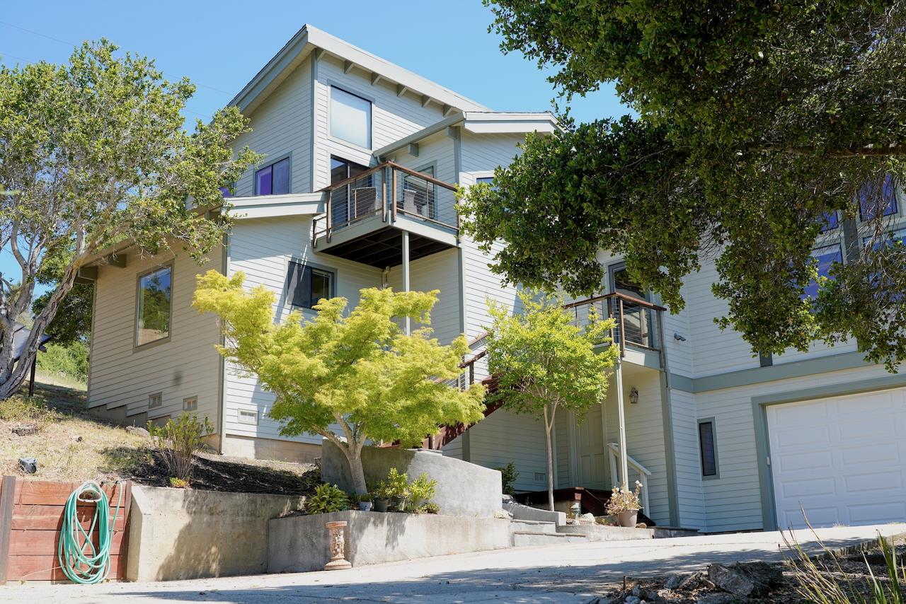 Detail Gallery Image 2 of 23 For 2661 Old San Jose Rd, Soquel,  CA 95073 - 3 Beds | 2/1 Baths