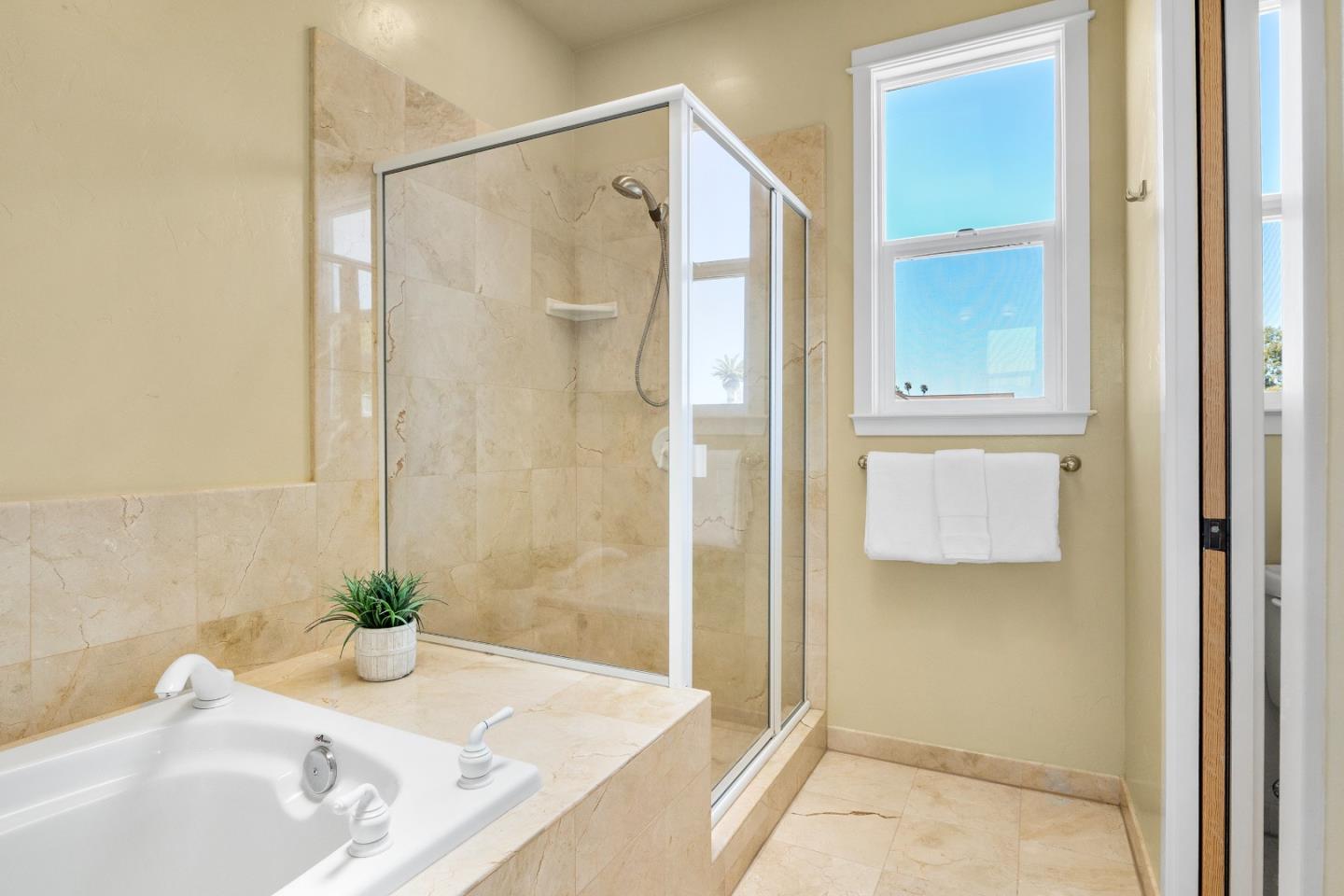 Detail Gallery Image 27 of 48 For 130 Getchell St, Santa Cruz,  CA 95060 - 3 Beds | 3 Baths