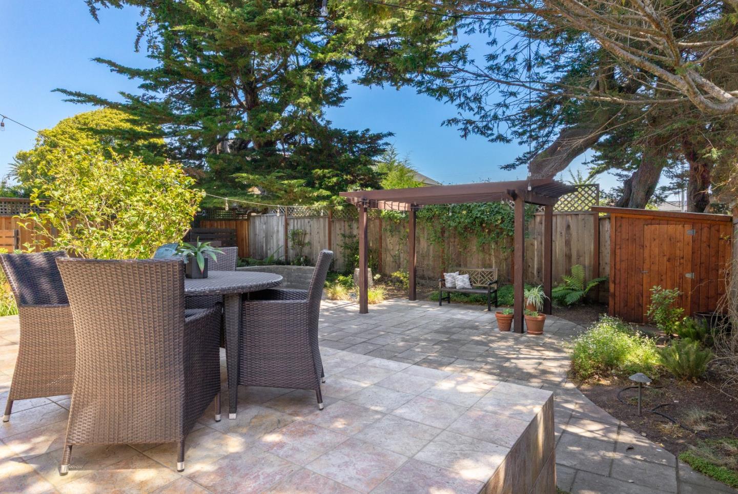 Detail Gallery Image 37 of 48 For 130 Getchell St, Santa Cruz,  CA 95060 - 3 Beds | 3 Baths