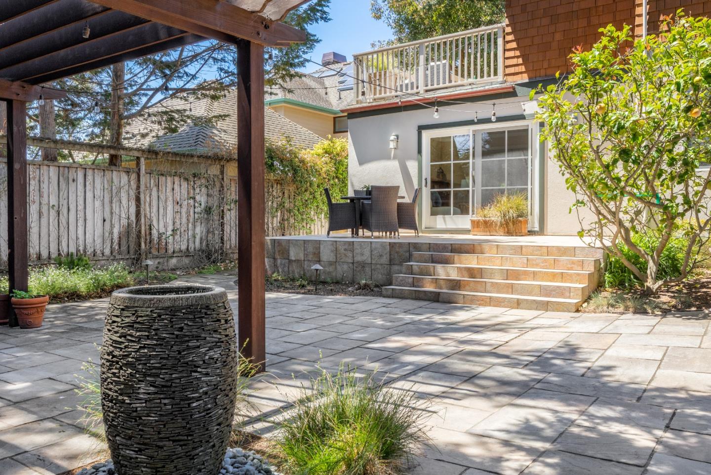 Detail Gallery Image 39 of 48 For 130 Getchell St, Santa Cruz,  CA 95060 - 3 Beds | 3 Baths