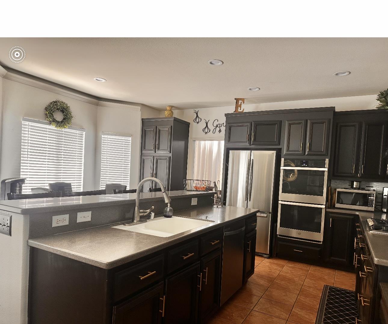 Detail Gallery Image 13 of 18 For 9357 Rodeo Dr, Gilroy,  CA 95020 - 5 Beds | 3 Baths