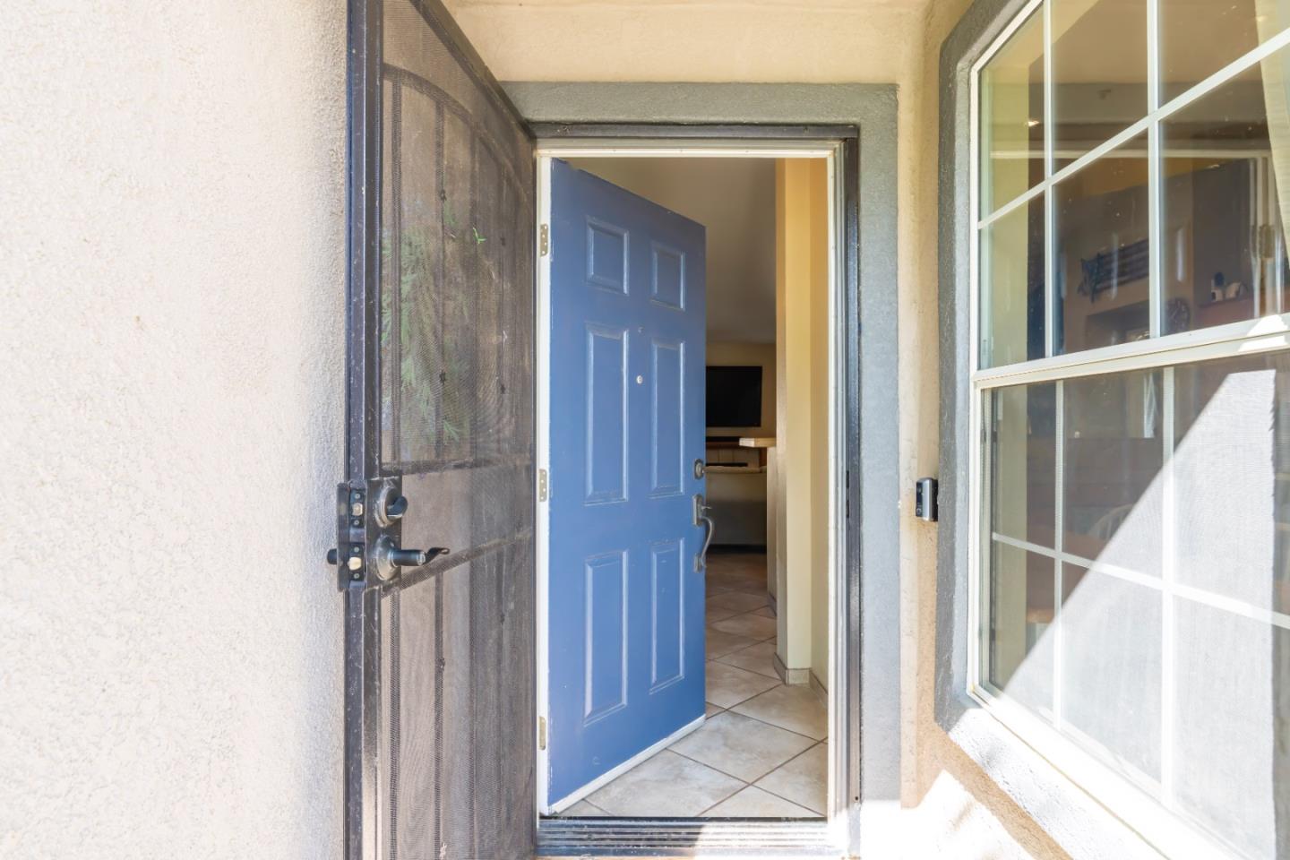 Detail Gallery Image 4 of 36 For 565 Juri Cir, Gonzales,  CA 93926 - 4 Beds | 2 Baths