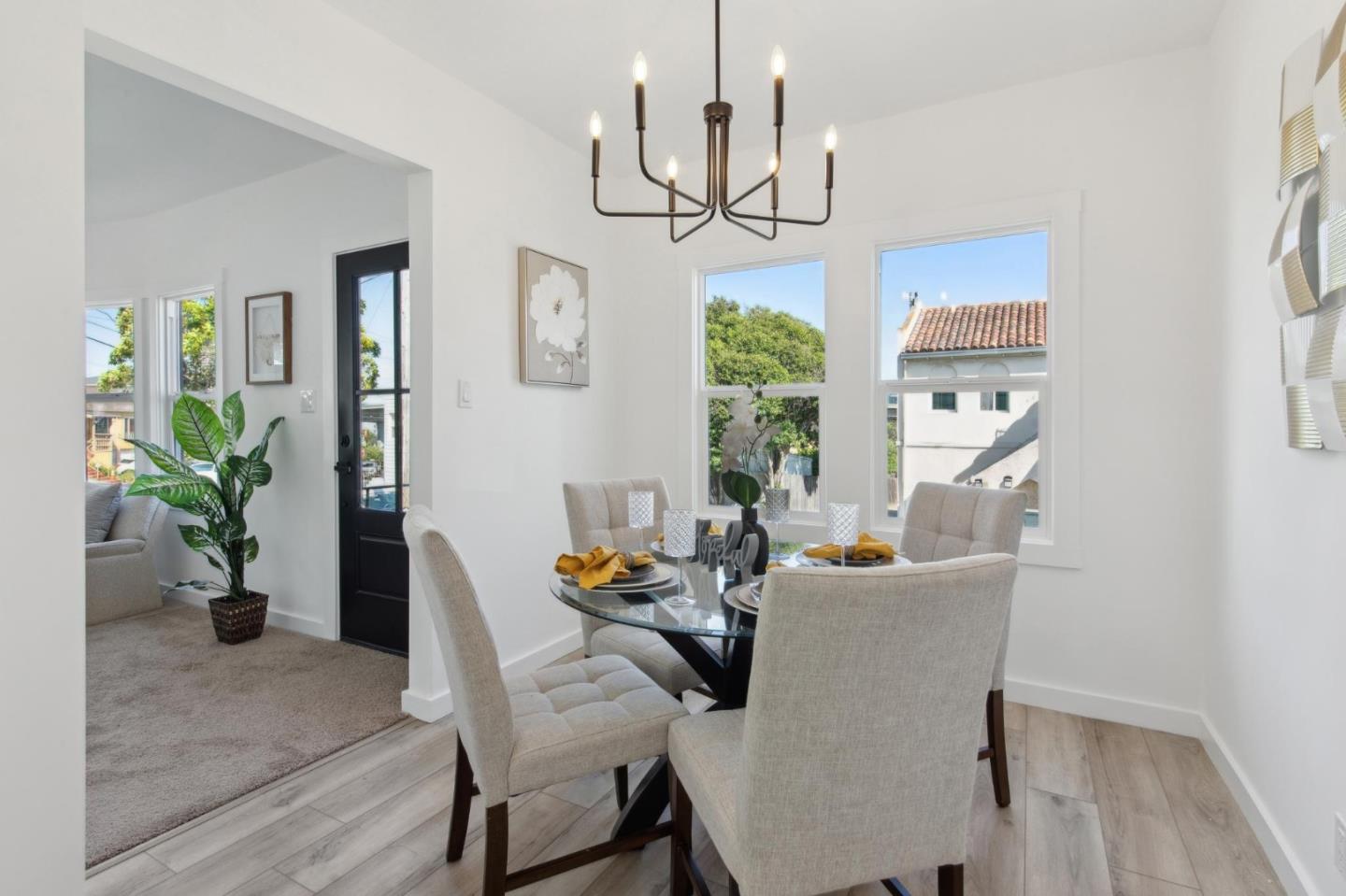 Detail Gallery Image 12 of 18 For 155 Gardiner Ave, South San Francisco,  CA 94080 - 2 Beds | 1 Baths